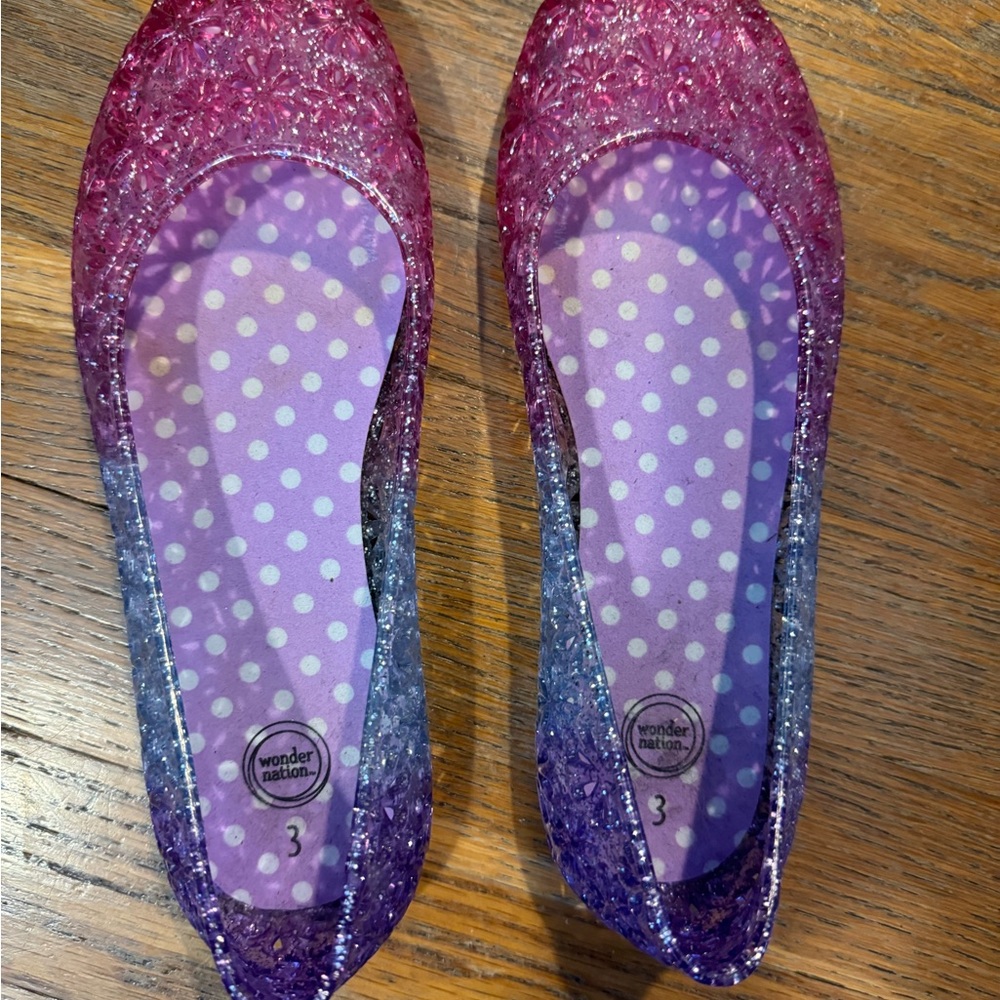 ADORABLE Girls Water OR Dress Shoes!